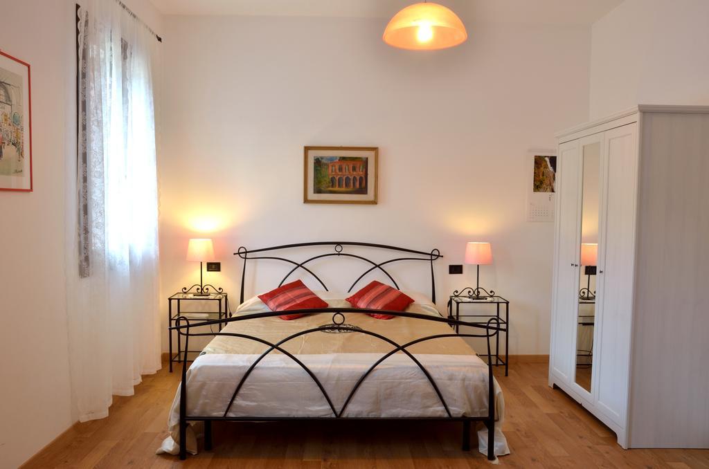 Paglia E Fieno Bed & Breakfast Villaga ห้อง รูปภาพ